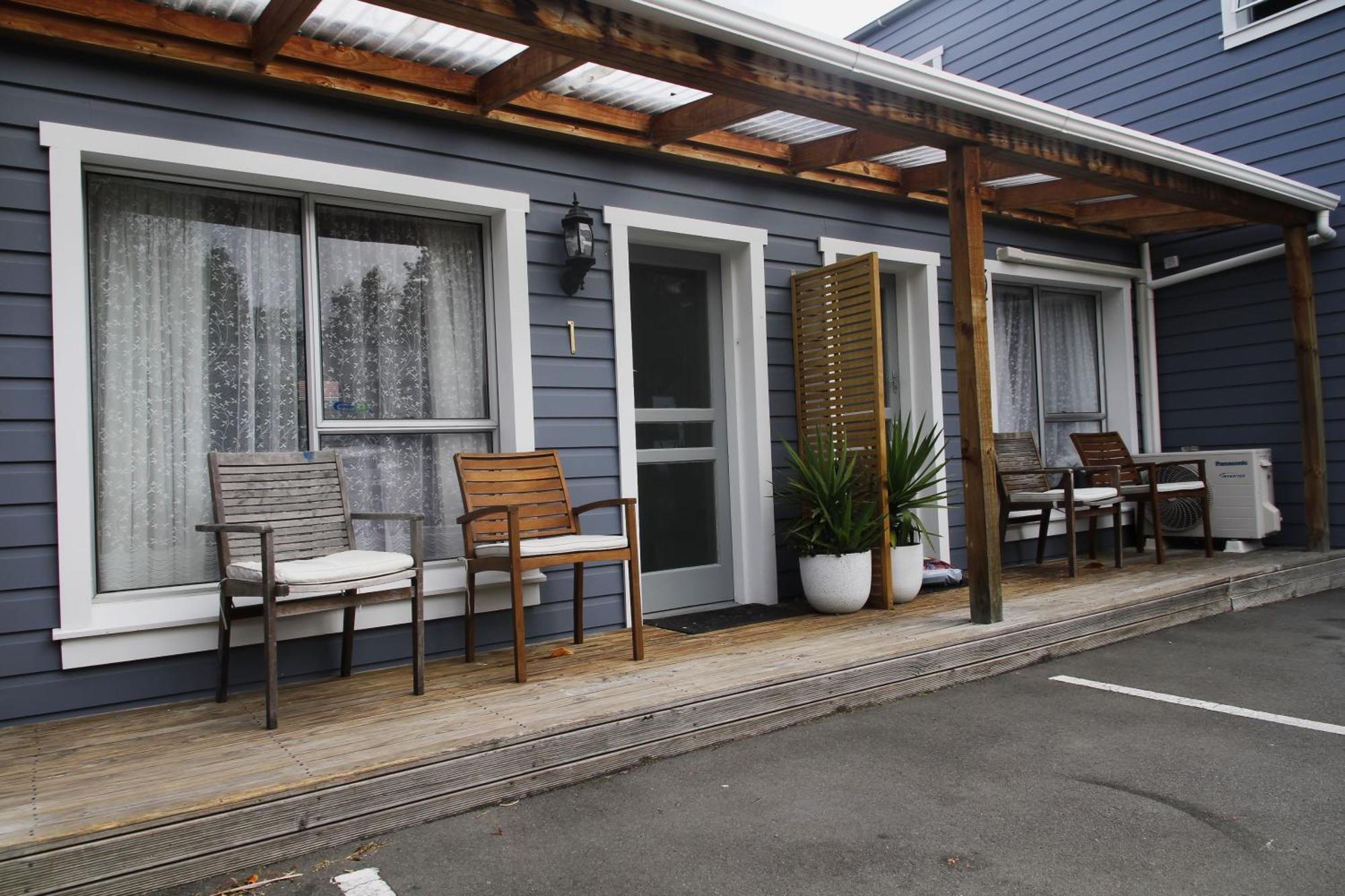 Cranford Cottages And Motel Крайстчърч Екстериор снимка